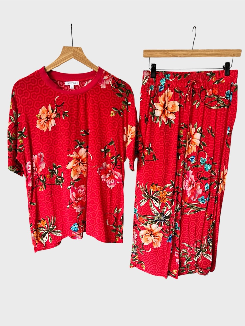 Johnny was Red Floral 100% silk pajama Set